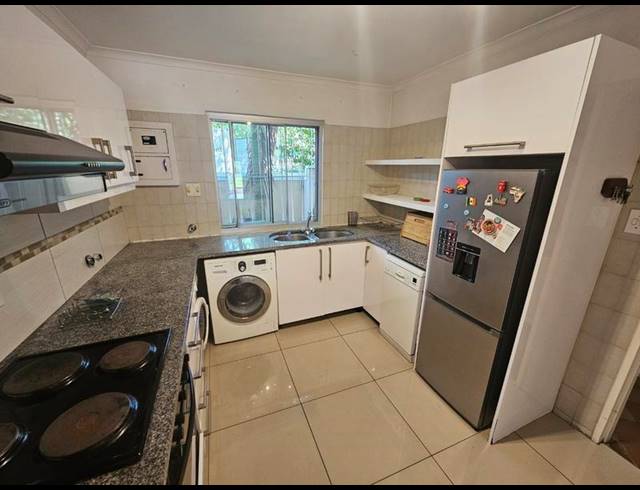 3 BEDROOM PROPERTY TO RENT IN RONDEBOSCH